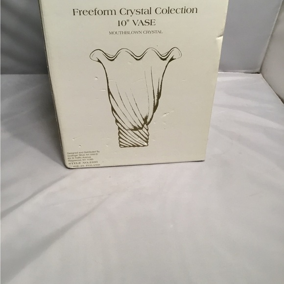 SHANNON NWT FREEFORM CRYSTAL COLLECTION SCALLOPS VASE - Picture 6 of 7